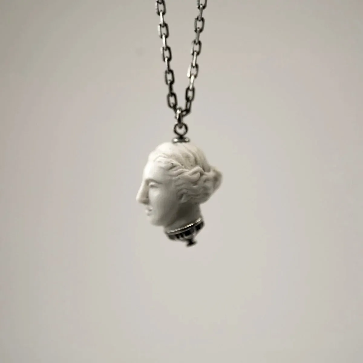Artemis pendant